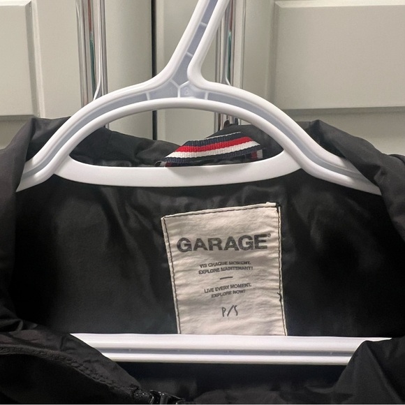 GARAGE Black and White Crop Windbreaker Jacket | Striped Sleeves | Size Small - Picture 5 of 10